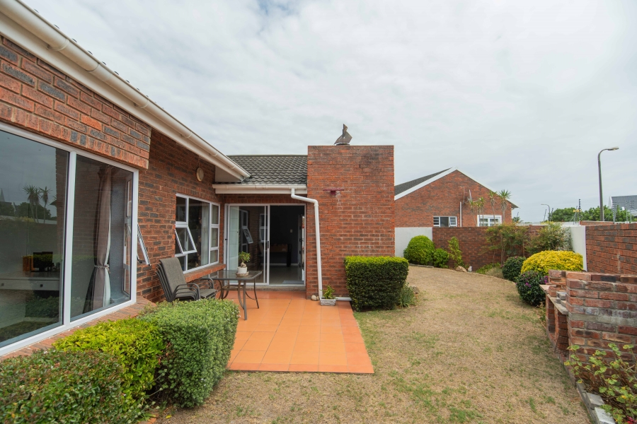 3 Bedroom Property for Sale in Summerstrand Eastern Cape